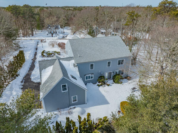174 Little River Road Cotuit, MA 02635 - Photo 39 of 42 134169751861504237_134169751735396802_DJ