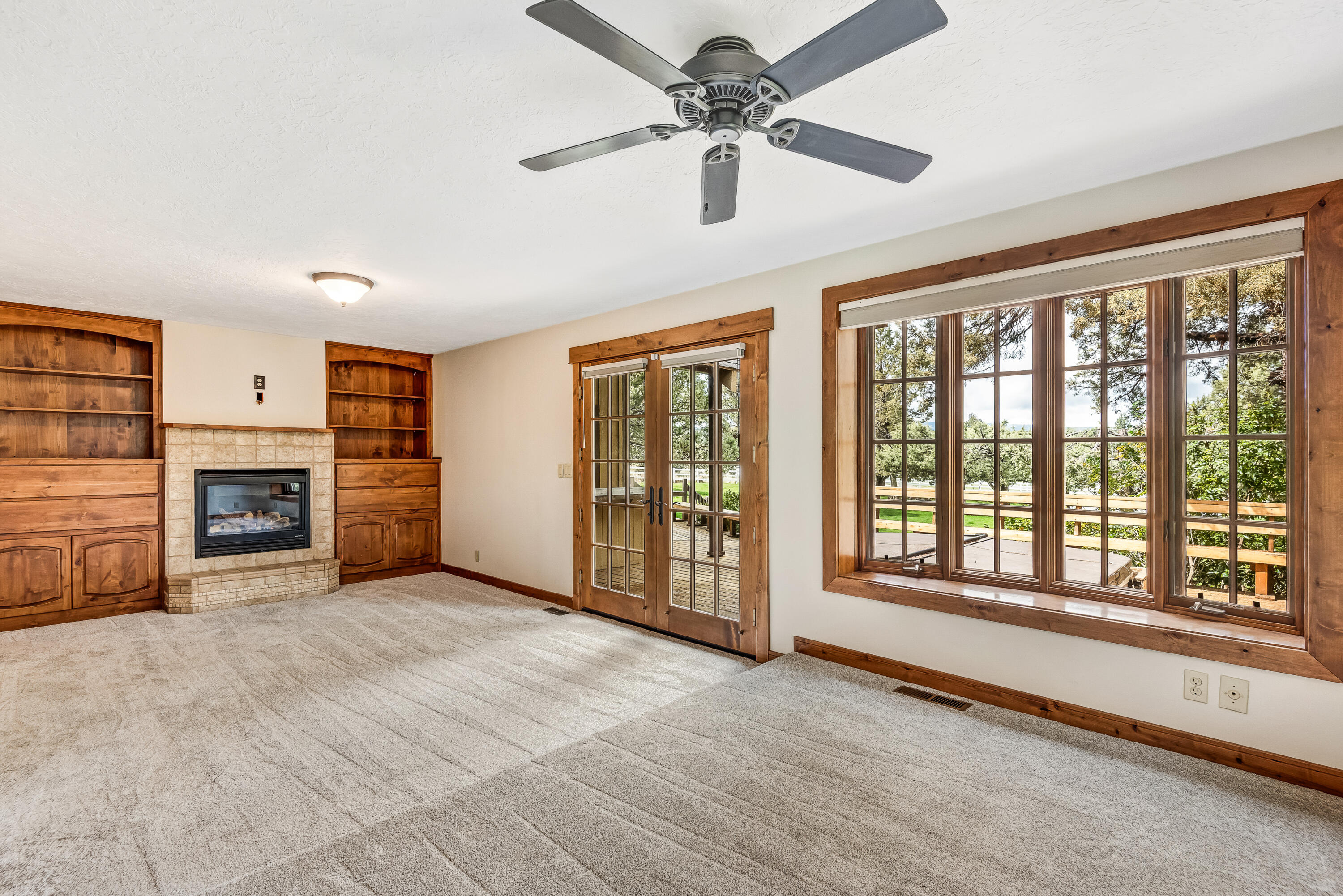 18455 Couch Market Road Bend, OR 97703 - Photo 20 of 45 20