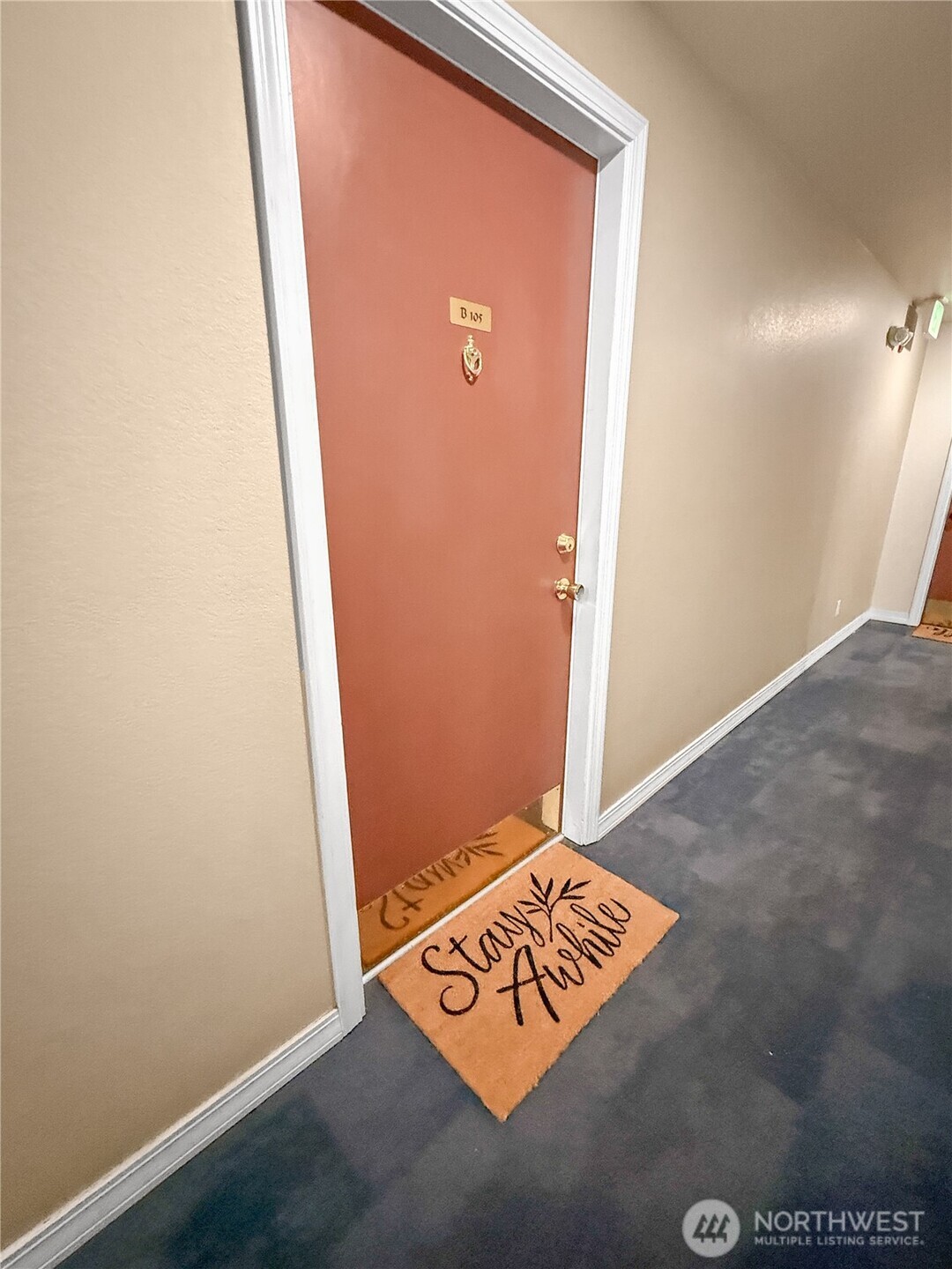 300 10th Avenue, Unit B105 Seattle, WA 98122 - Photo 4 of 40 a view of an empty room