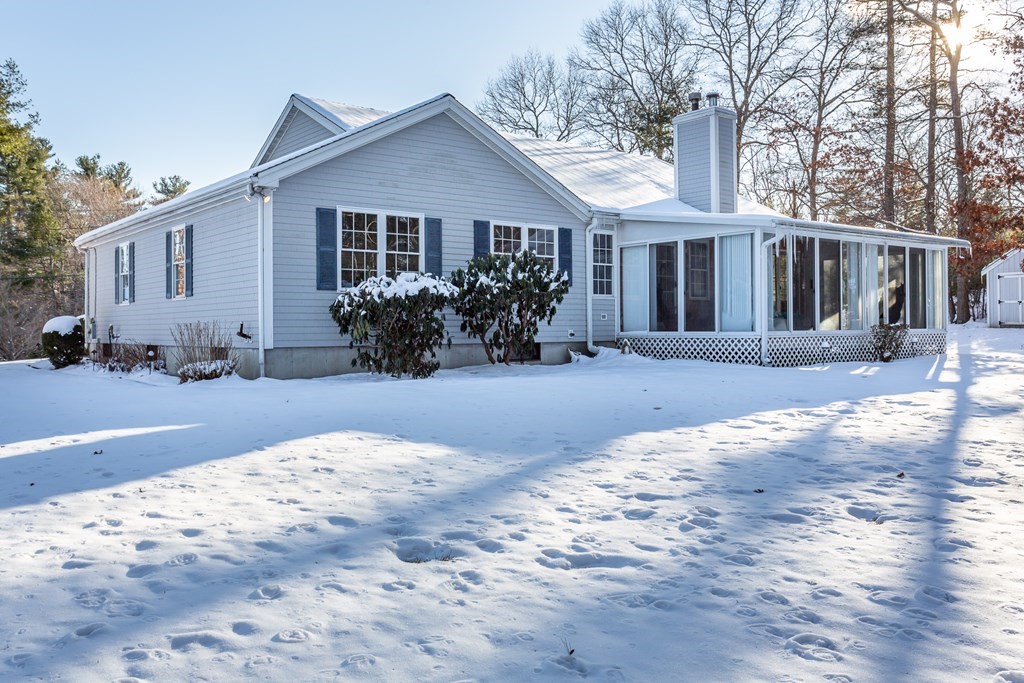 29 Reservoir Road Acushnet, MA 02743 - Photo 3 of 31 Gallery Image 3
