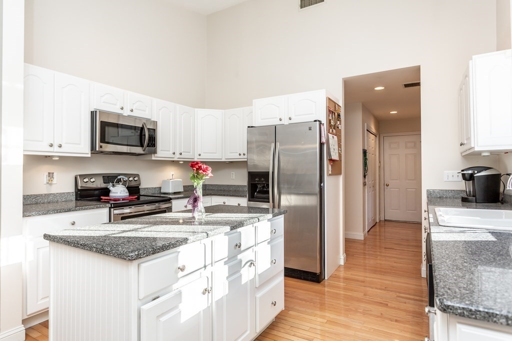 29 Reservoir Road Acushnet, MA 02743 - Photo 8 of 31 Gallery Image 8