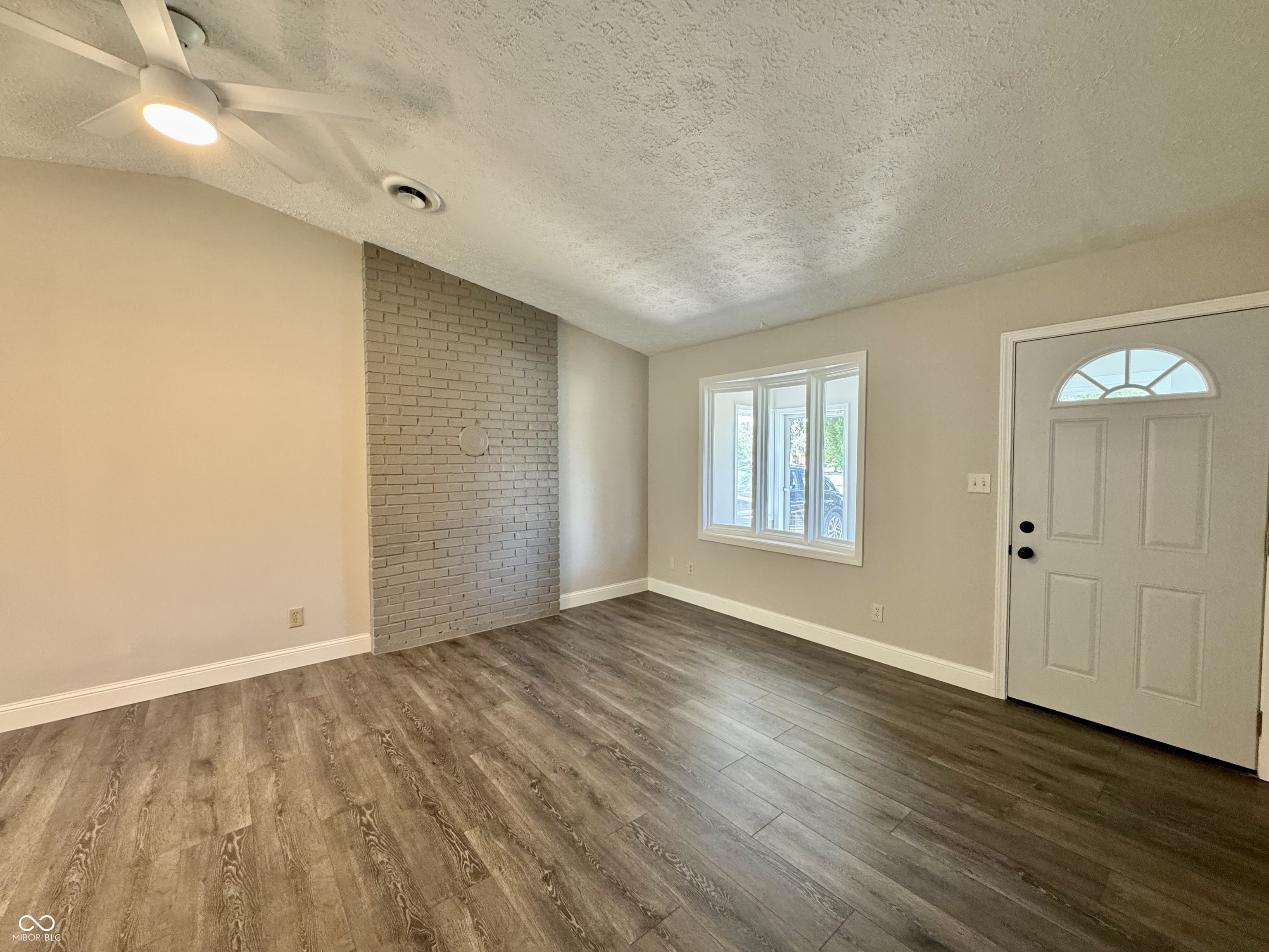 939 Sawmill Road Whiteland, IN 46184 - Photo 6 of 24 Gallery Image 6