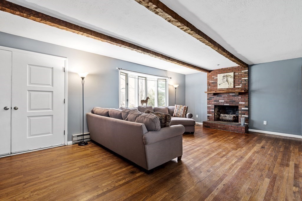 195 Charlton Road Spencer, MA 01562 - Photo 11 of 42 Gallery Image 11