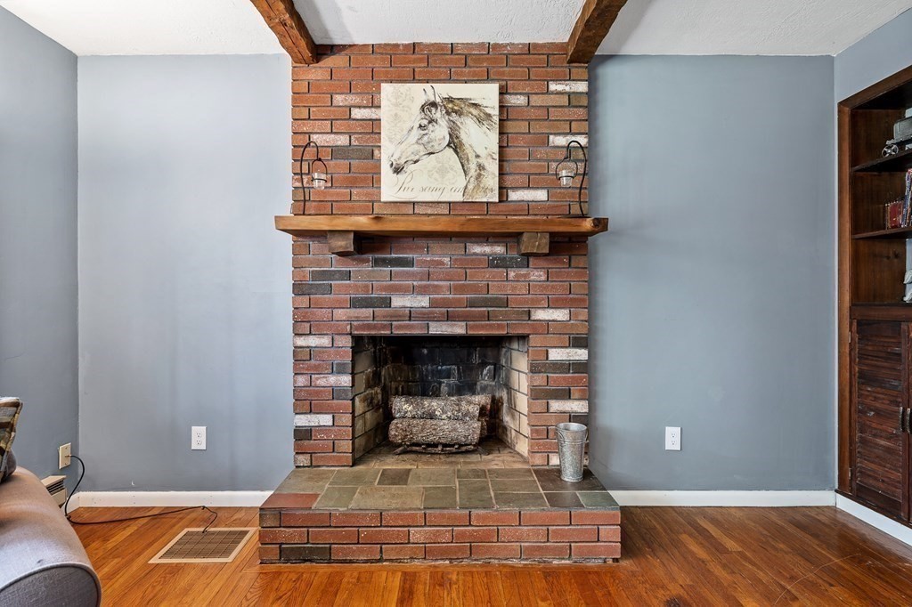 195 Charlton Road Spencer, MA 01562 - Photo 12 of 42 Gallery Image 12