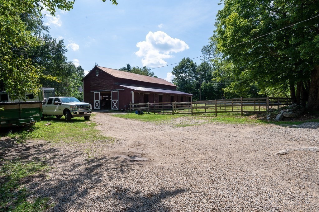 195 Charlton Road Spencer, MA 01562 - Photo 23 of 42 Gallery Image 23