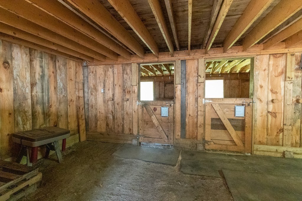 195 Charlton Road Spencer, MA 01562 - Photo 27 of 42 Gallery Image 27