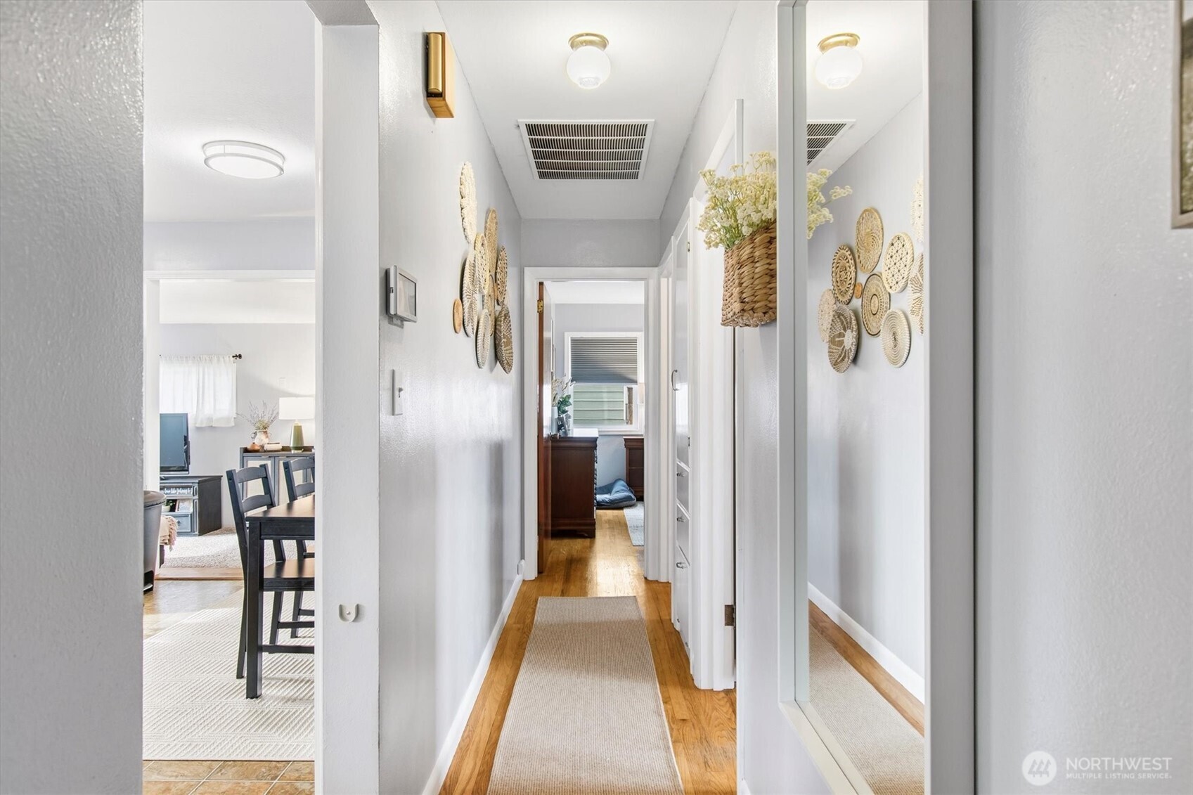 2824 Maple Street Longview, WA 98632 - Photo 9 of 36