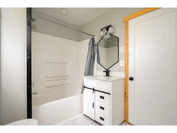 $525,000 | 1520 North Maple Street, Canby, OR 97013