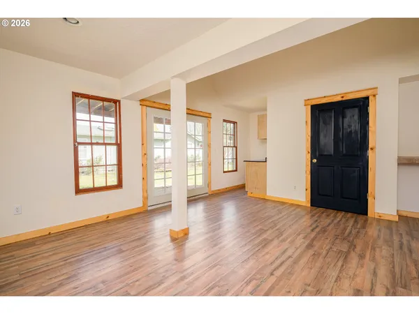 $525,000 | 1520 North Maple Street, Canby, OR 97013
