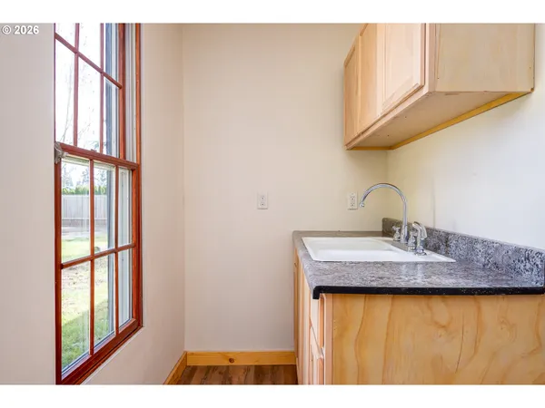 $525,000 | 1520 North Maple Street, Canby, OR 97013