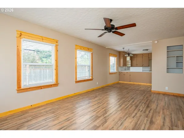 $525,000 | 1520 North Maple Street, Canby, OR 97013