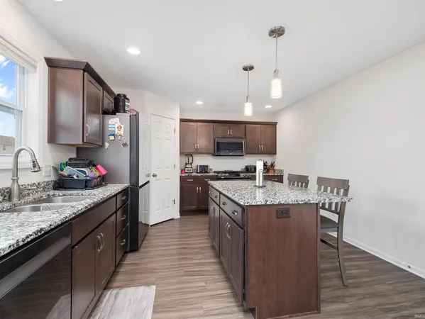 $313,000 | 3823 Sun Stone Way, New Haven, IN 46774