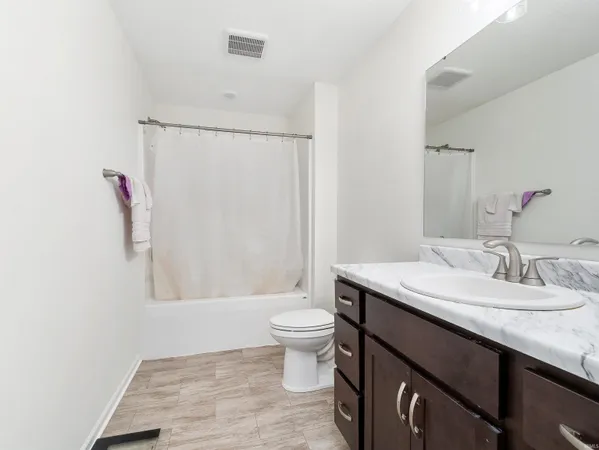 $313,000 | 3823 Sun Stone Way, New Haven, IN 46774