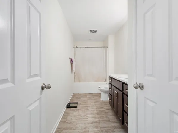 $313,000 | 3823 Sun Stone Way, New Haven, IN 46774