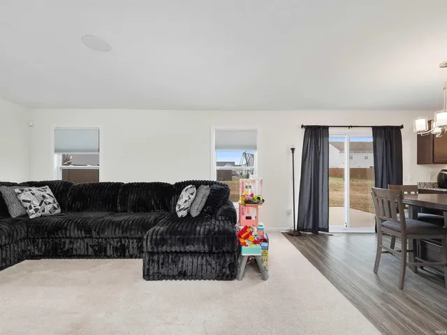 $320,000 | 3823 Sun Stone Way, New Haven, IN 46774