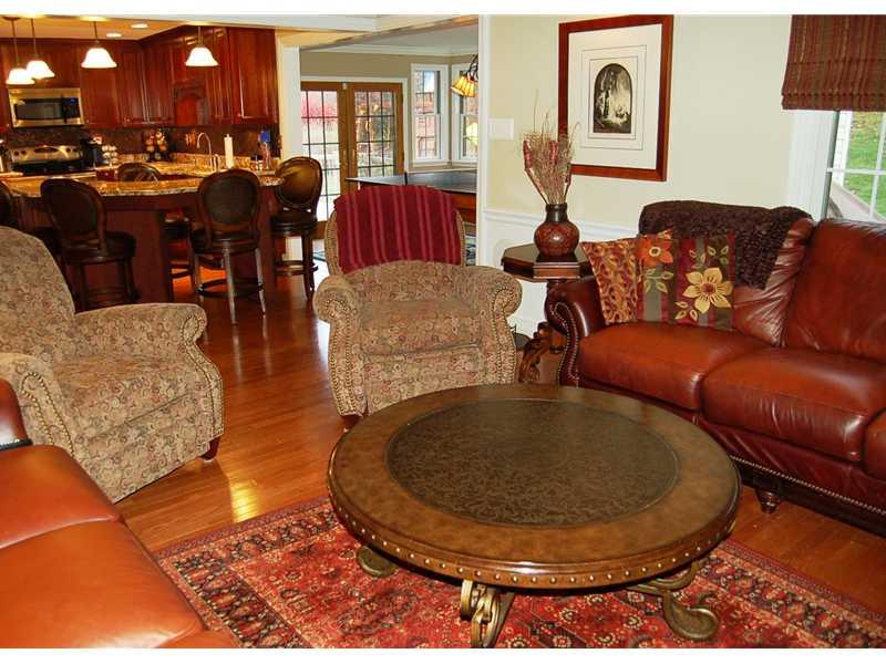 1715 Partridge Run Road Upper St. Clair, PA 15241 - Photo 15 of 25 Family Room.