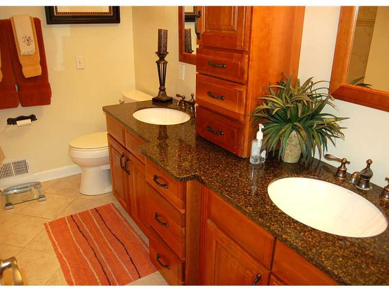 1715 Partridge Run Road Upper St. Clair, PA 15241 - Photo 19 of 25 Full Bath.