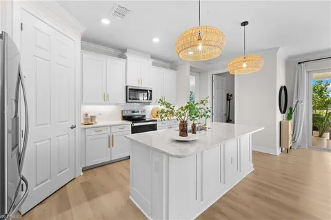 $625,000 | 488 Polihale Way, Naples, FL 34114