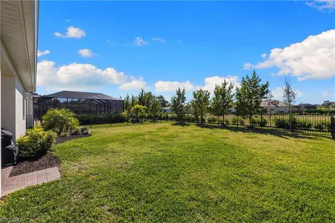 $625,000 | 488 Polihale Way, Naples, FL 34114