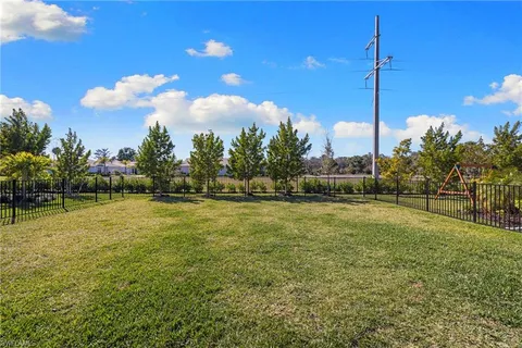 $625,000 | 488 Polihale Way, Naples, FL 34114