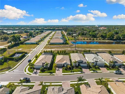 $615,000 | 488 Polihale Way, Naples, FL 34114