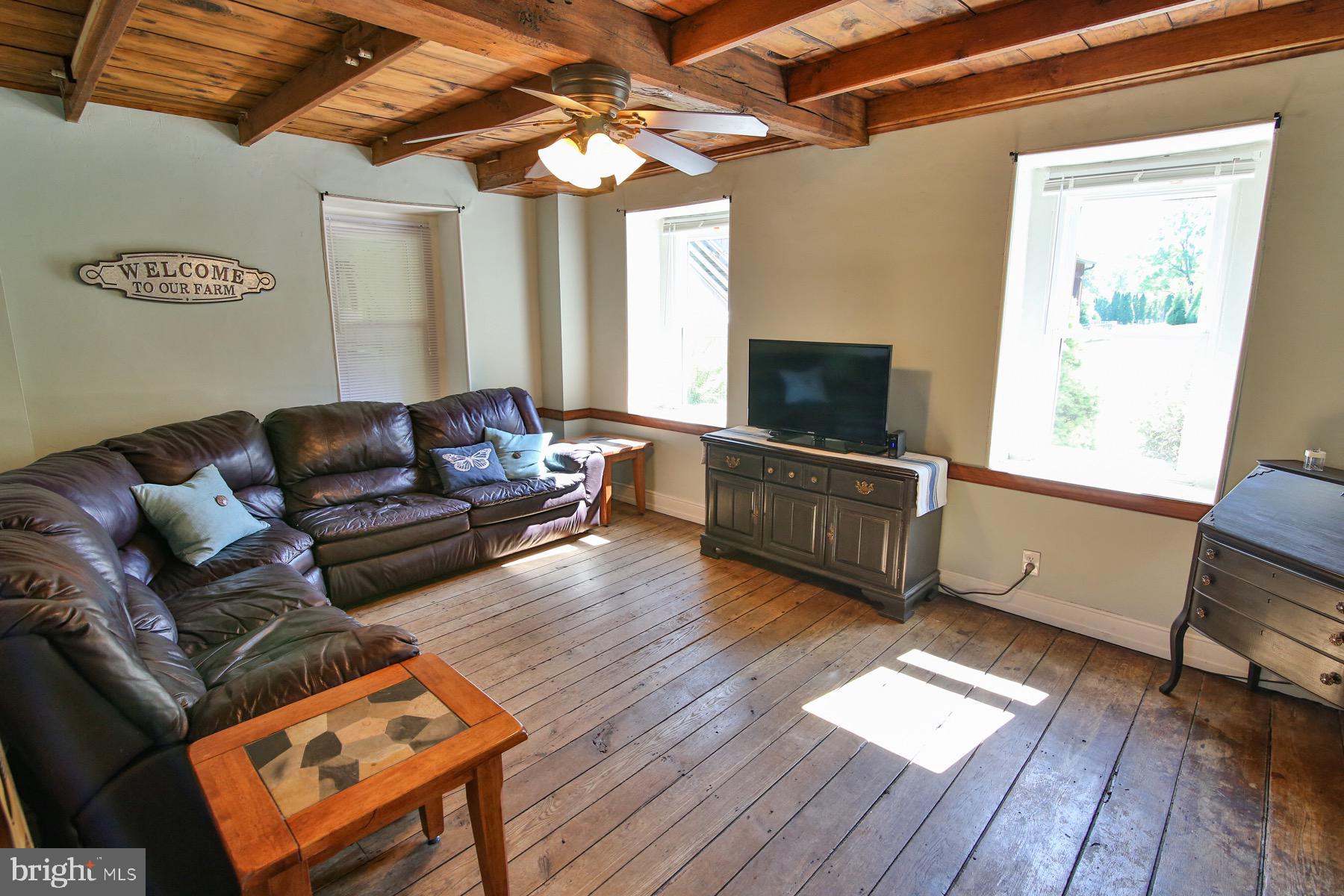 4810 Main Road West Emmaus, PA 18049 - Photo 3 of 27 Gallery Image 3