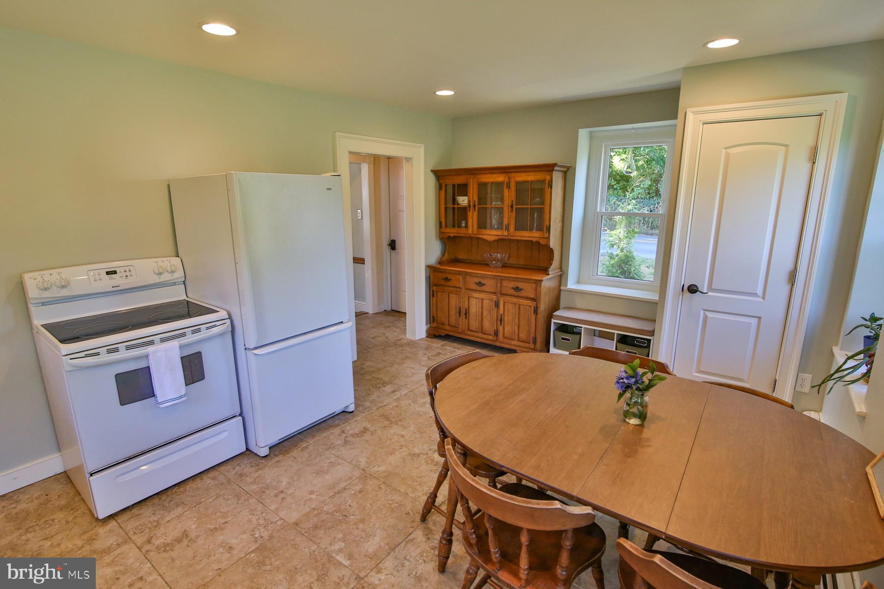 4810 Main Road West Emmaus, PA 18049 - Photo 7 of 27 Gallery Image 7