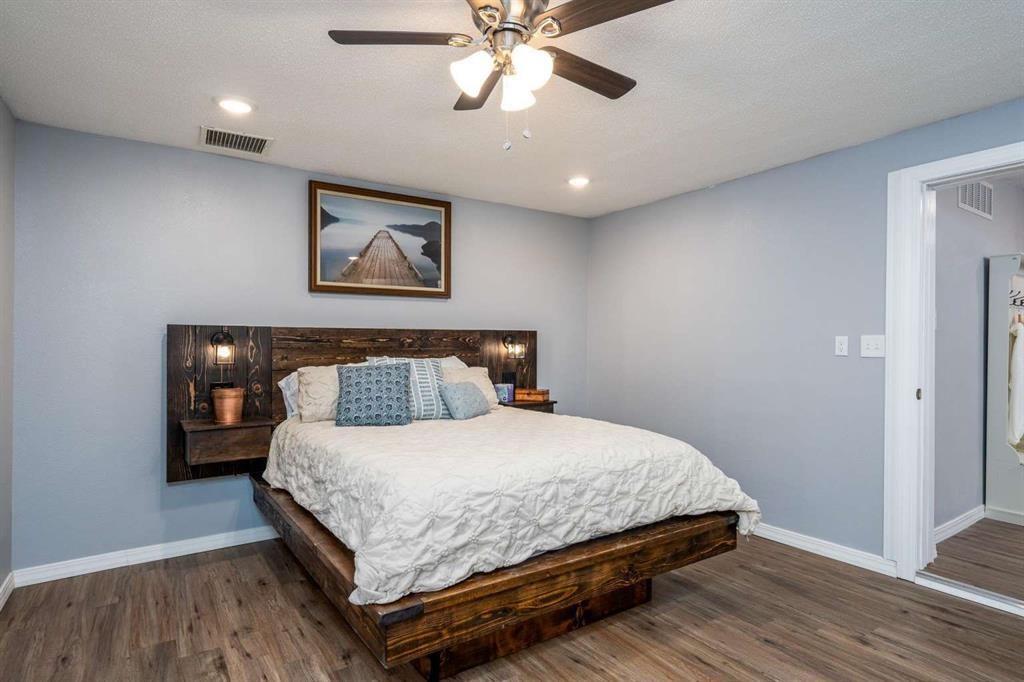 365 Co Road Stamford, TX 79553 - Photo 20 of 23 Wood-finish flooring throughout