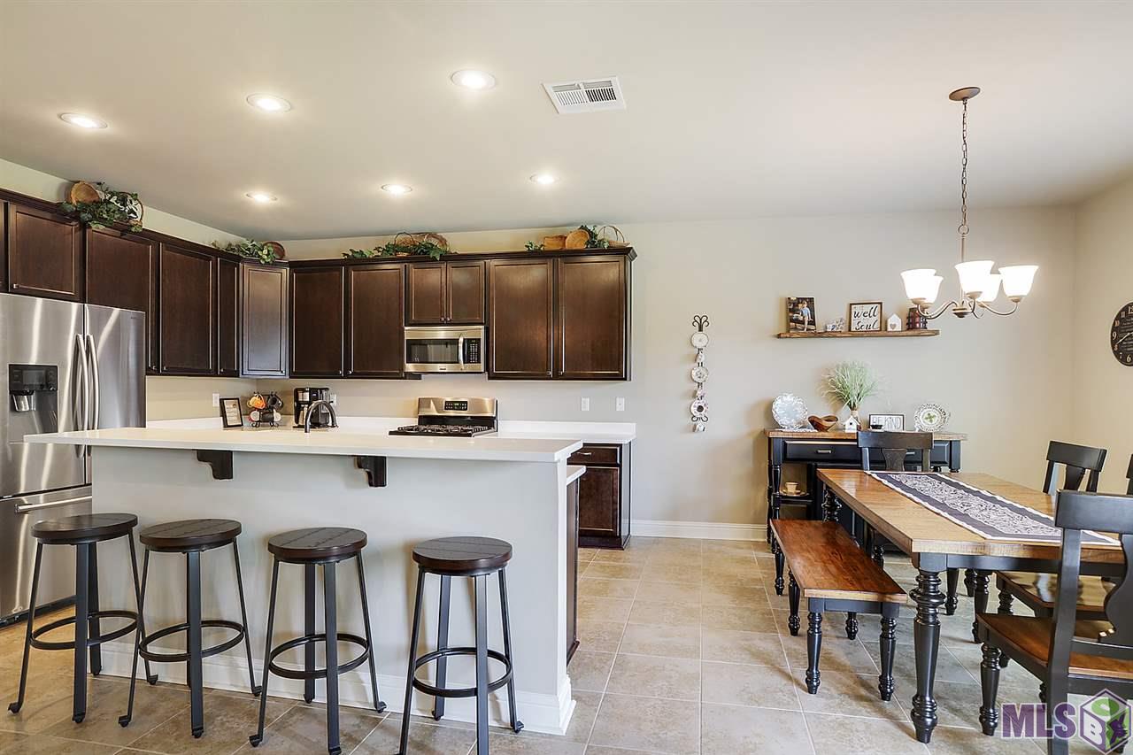 Spacious Kitchen