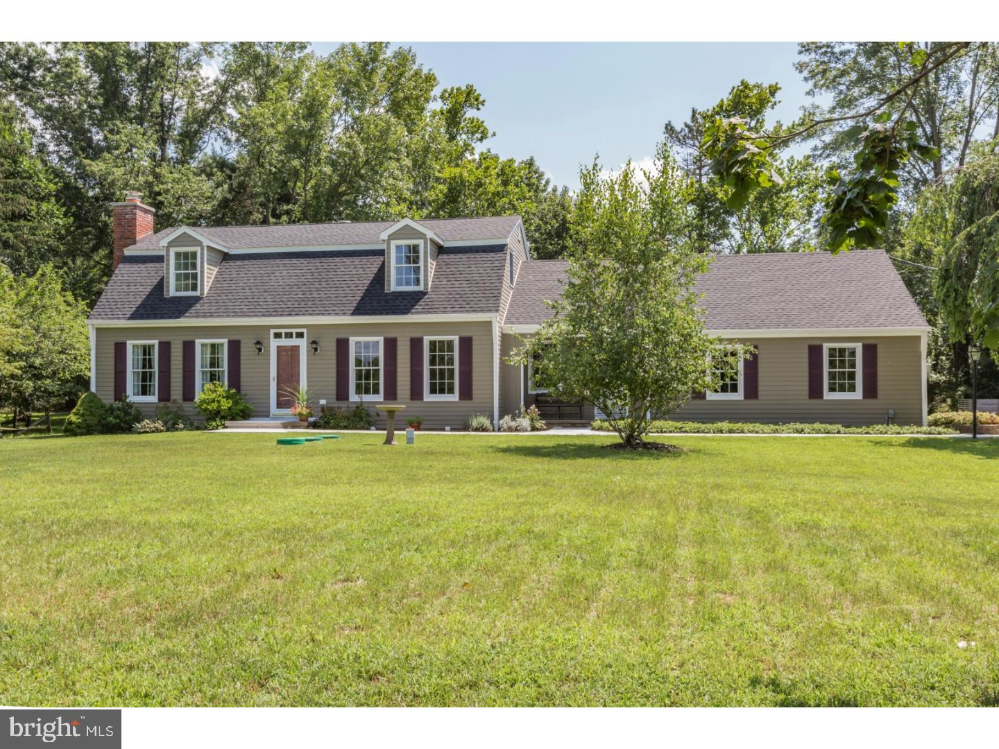 469 Federal City Road Pennington, NJ 08534 - Photo 25 of 25 a front view of a house with a garden