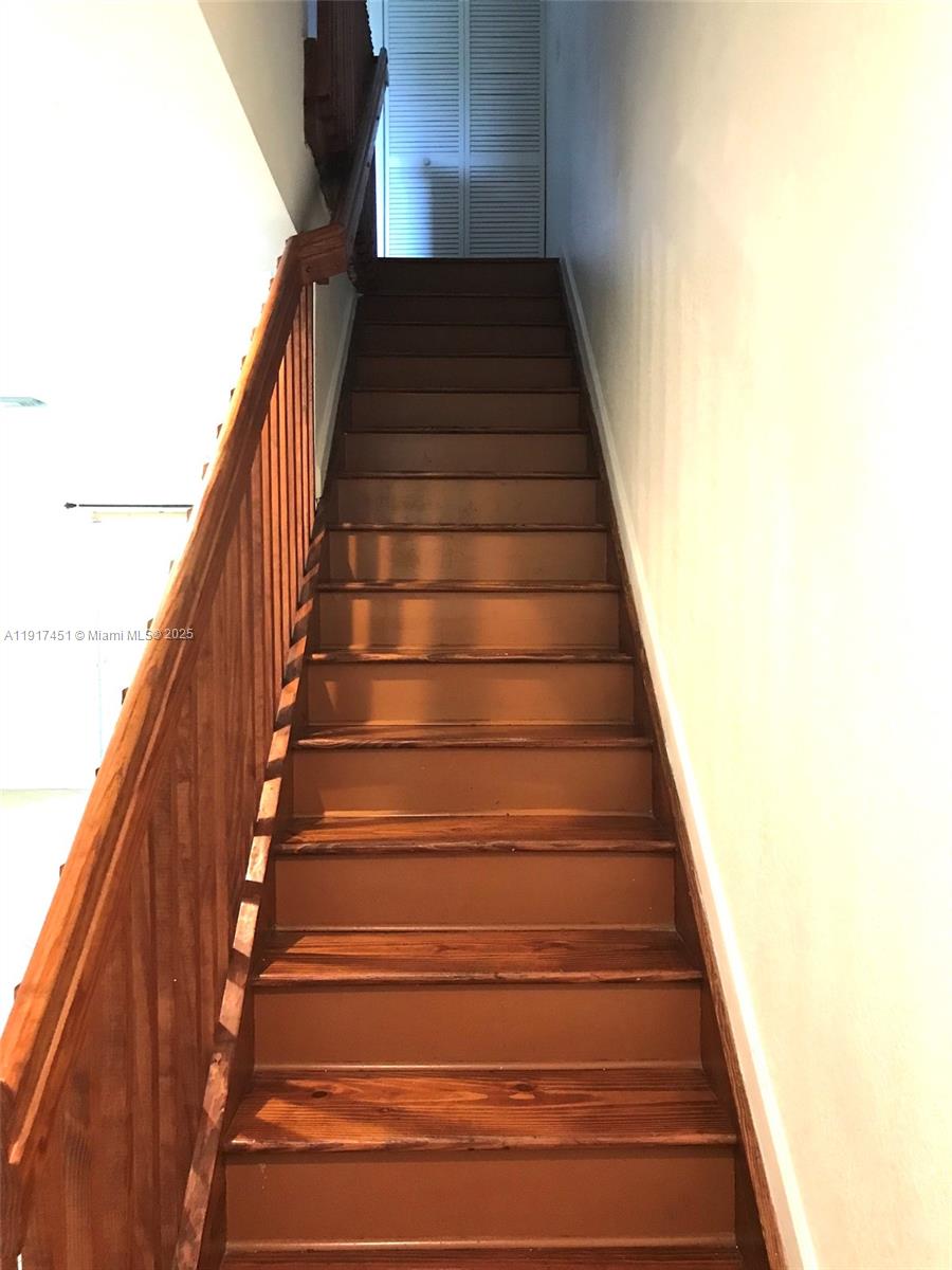 8233 Southwest 25th Court, Unit 104 Miramar, FL 33025 - Photo 9 of 22 a view of entryway