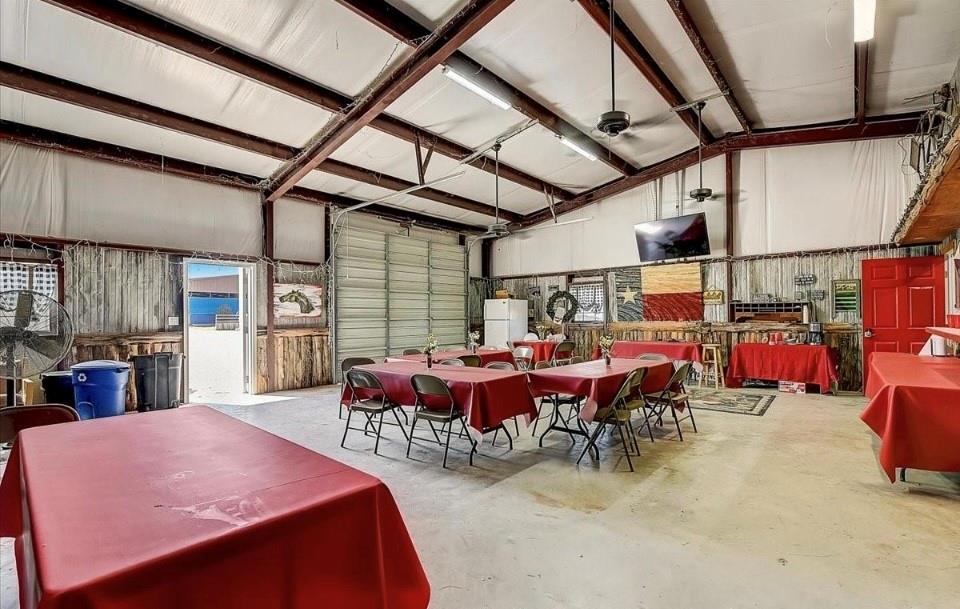 9494 Waide Road Sanger, TX 76266 - Photo 21 of 40 a view of a dining room with furniture