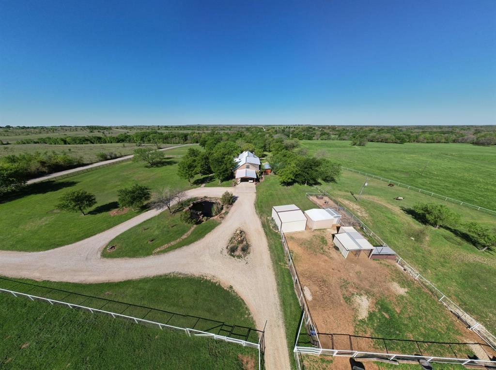 9494 Waide Road Sanger, TX 76266 - Photo 5 of 40 a view of a city