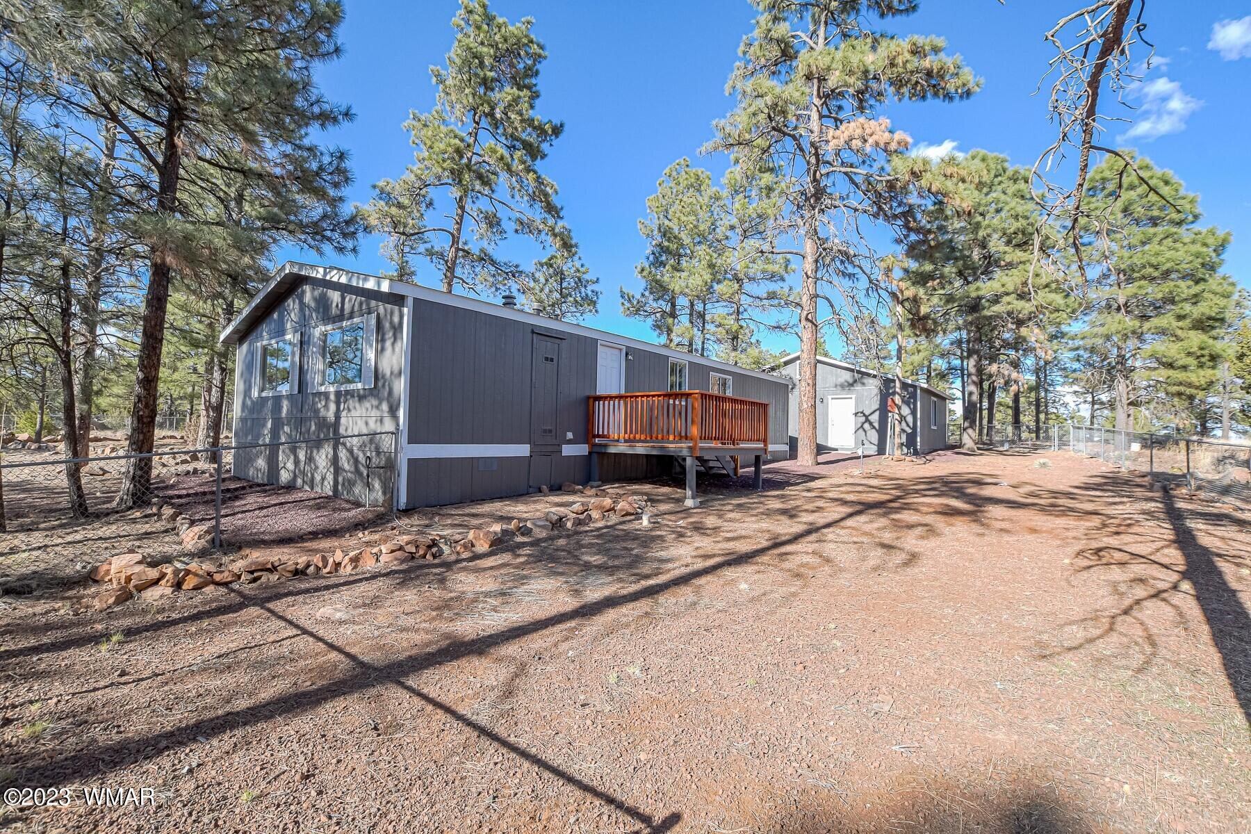 1033 Pine Ridge Drive Show Low, AZ 85901 - Photo 2 of 34