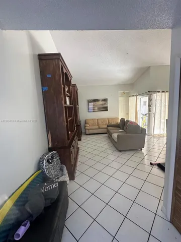 $695,000 | 10331 Southwest 135th Court, Miami, FL 33186