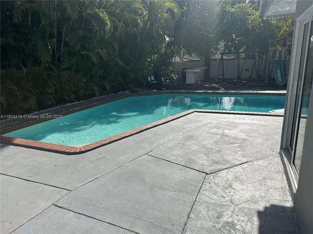 $695,000 | 10331 Southwest 135th Court, Miami, FL 33186