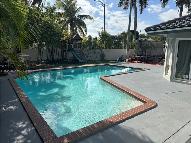 $695,000 | 10331 Southwest 135th Court, Miami, FL 33186