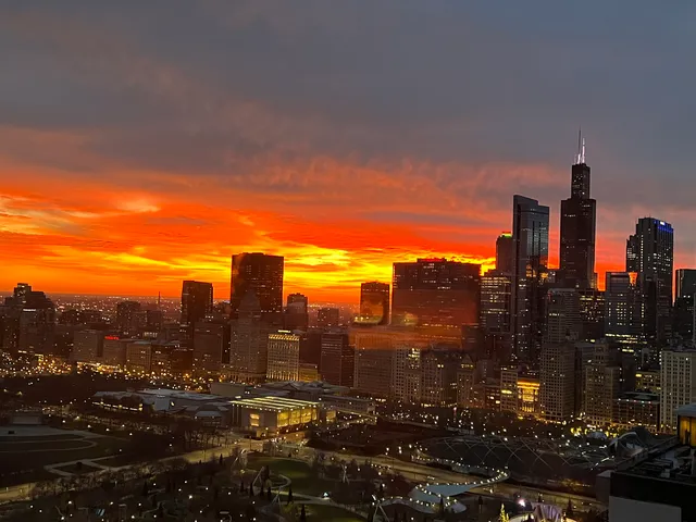 $999,000 | 155 North Harbor Drive, Unit 41014102, Chicago, IL 60601