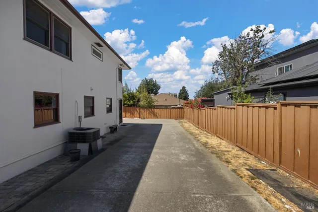 $799,000 | 1124 Mahoney Street, Rodeo, CA 94572