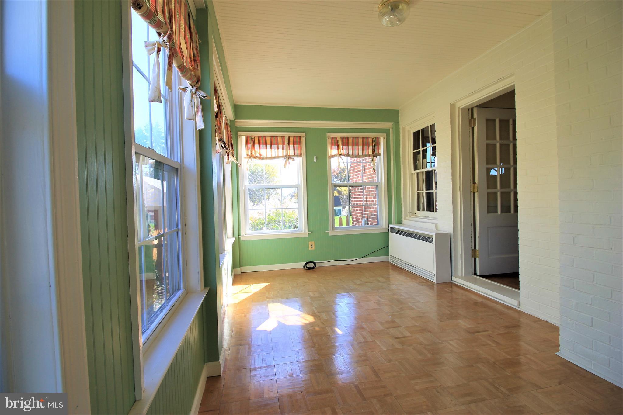 392 Edgehill Road York, PA 17403 - Photo 11 of 42