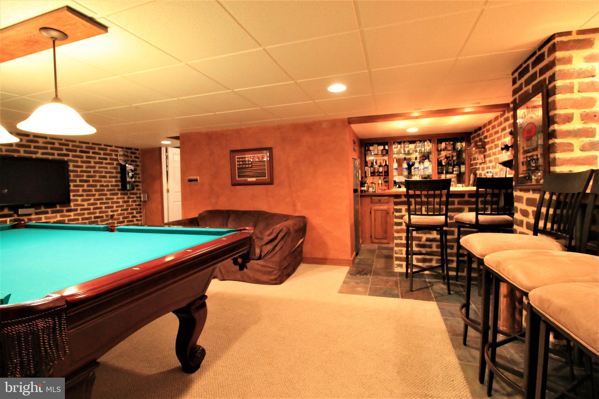 392 Edgehill Road York, PA 17403 - Photo 21 of 42