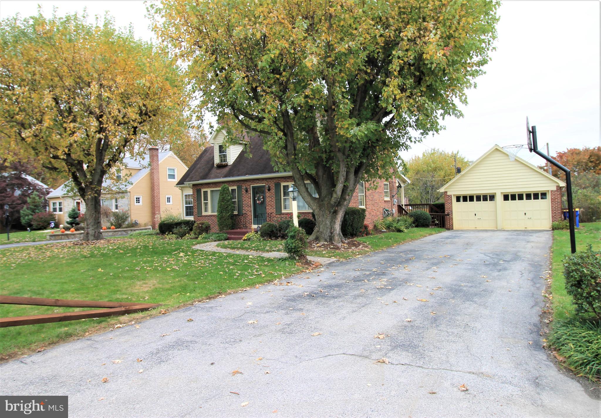 392 Edgehill Road York, PA 17403 - Photo 29 of 42