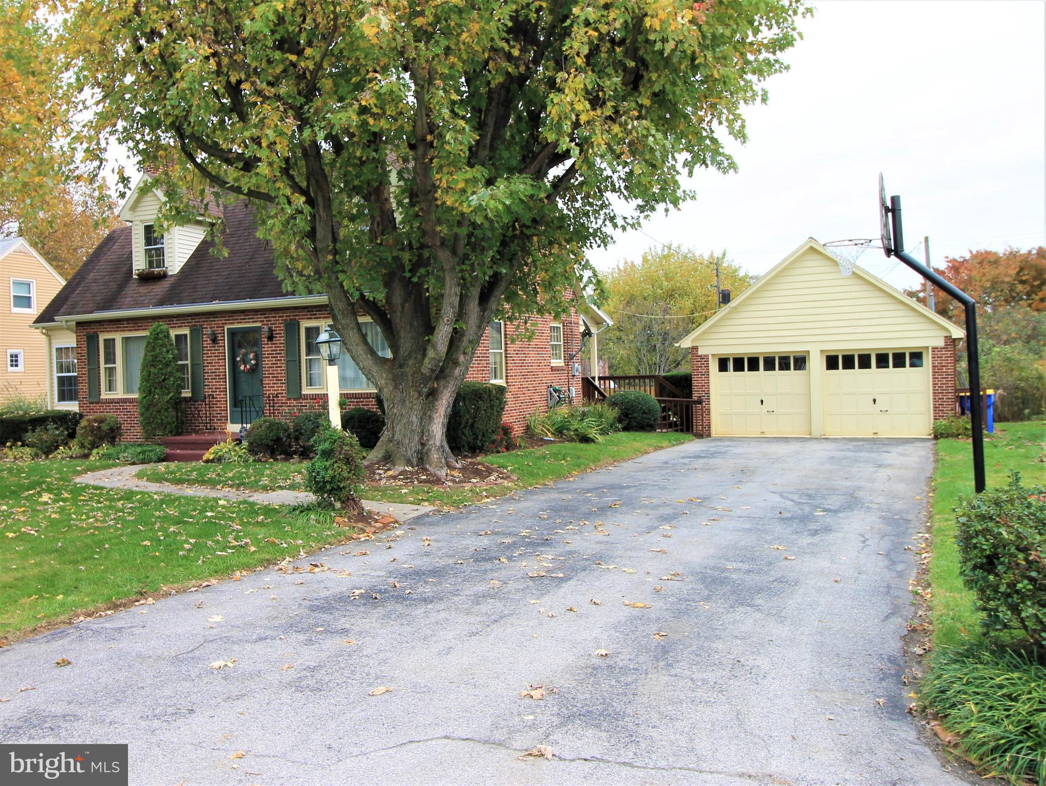 392 Edgehill Road York, PA 17403 - Photo 30 of 42