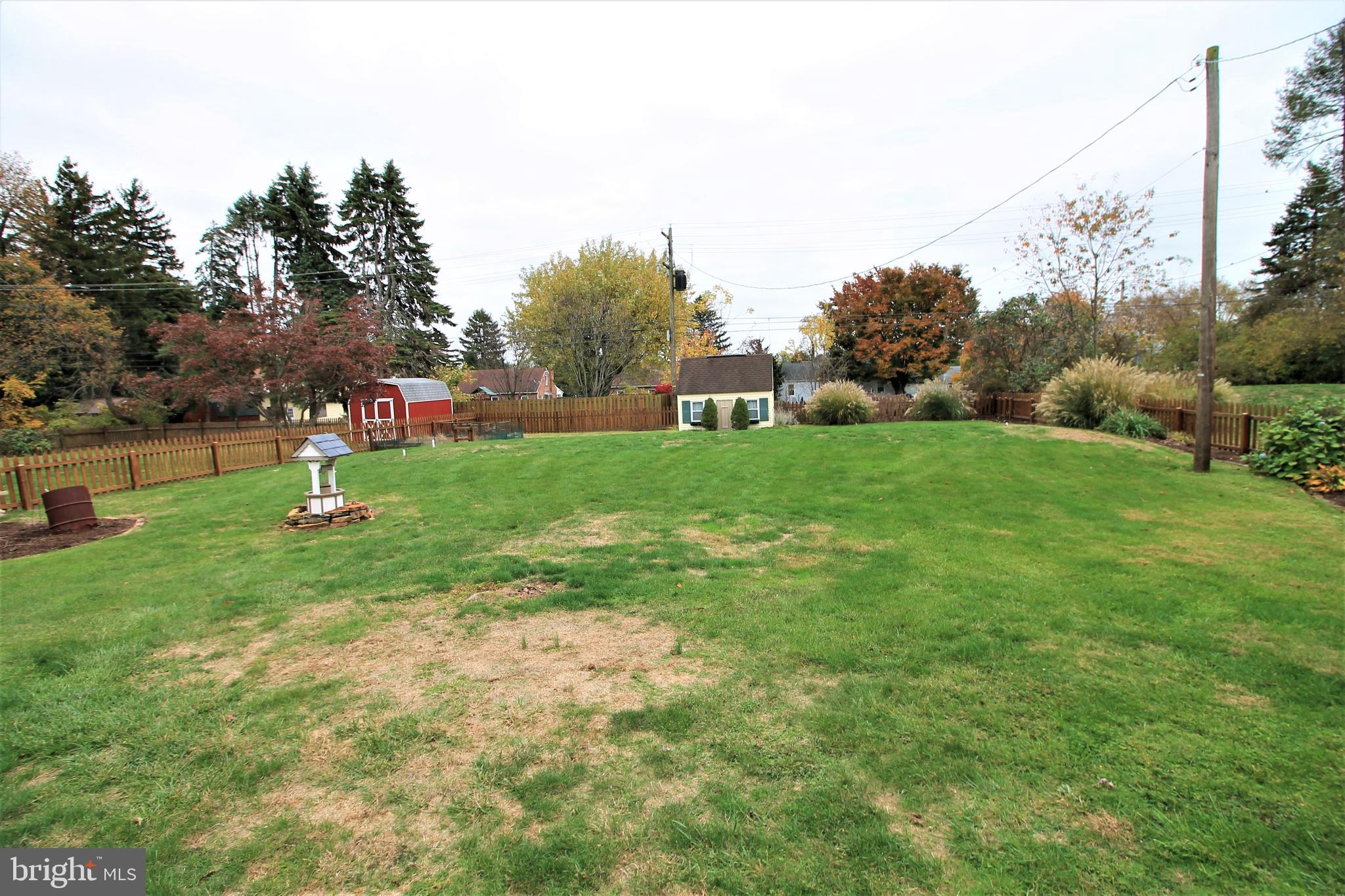 392 Edgehill Road York, PA 17403 - Photo 34 of 42