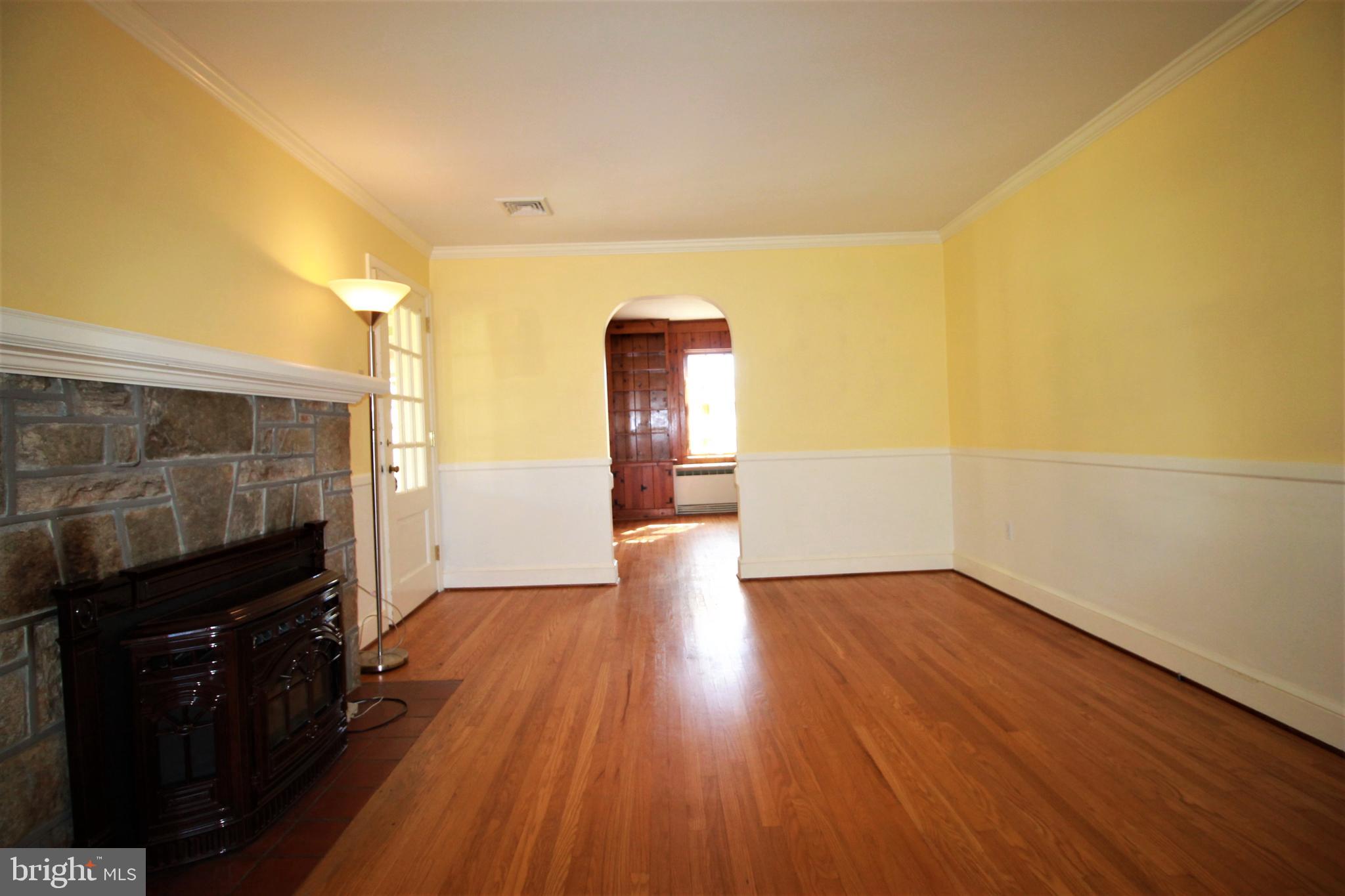 392 Edgehill Road York, PA 17403 - Photo 8 of 42