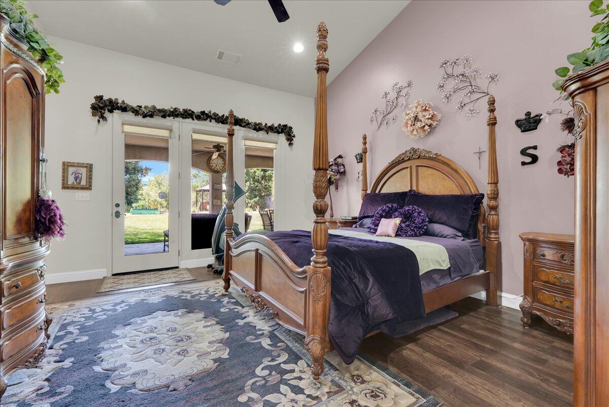 32815 Riverside Drive Springville, CA 93265 - Photo 41 of 84 Master Bedroom