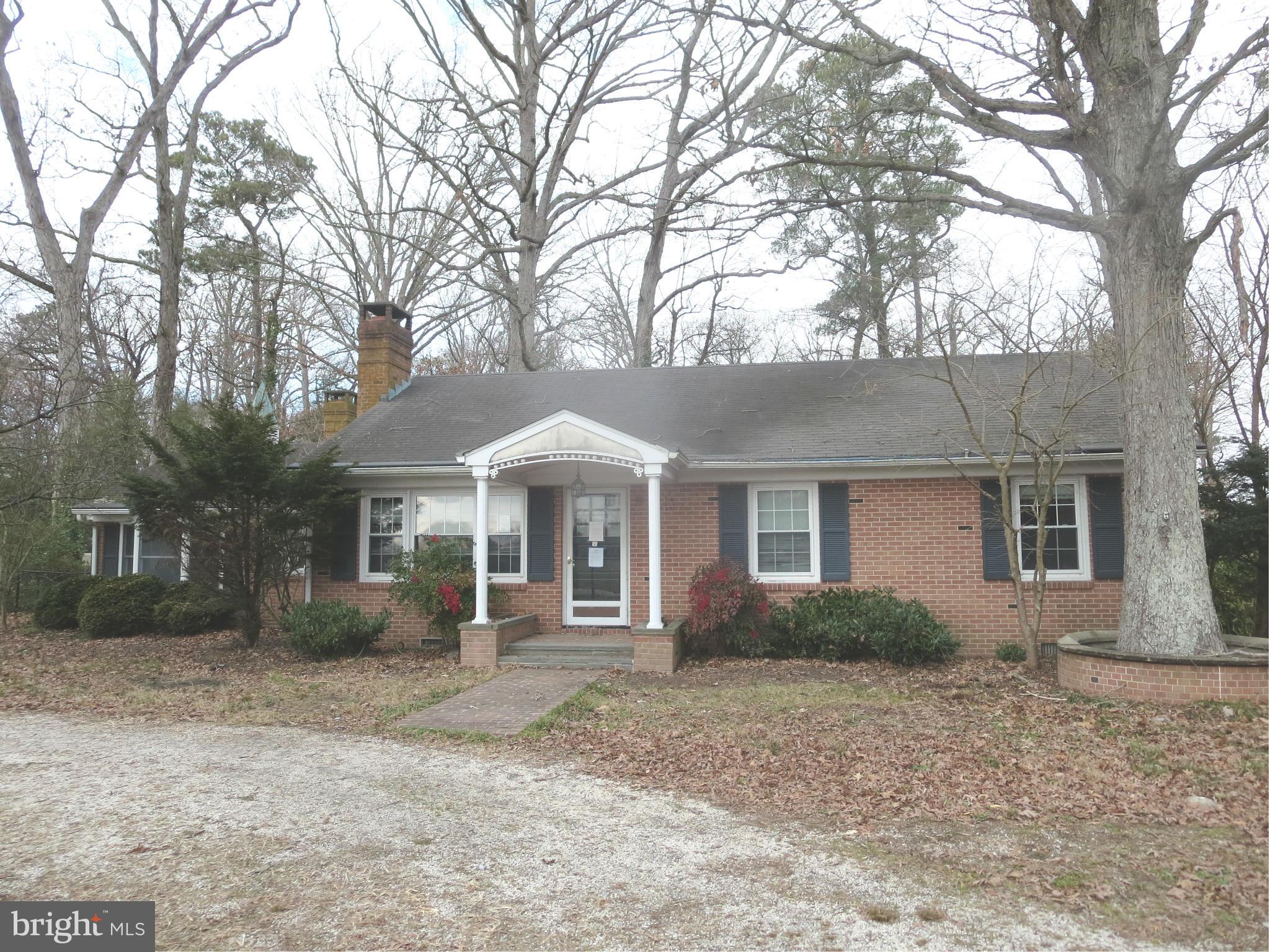 Exterior (Front)