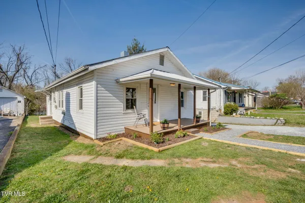 $199,900 | 907 Hopson Street, Johnson City, TN 37601