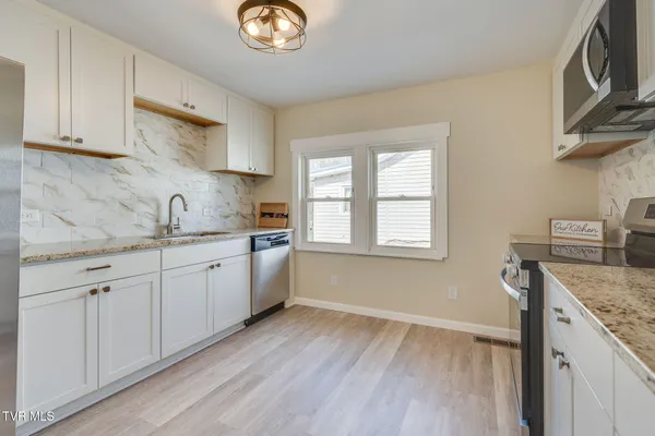 $199,900 | 907 Hopson Street, Johnson City, TN 37601