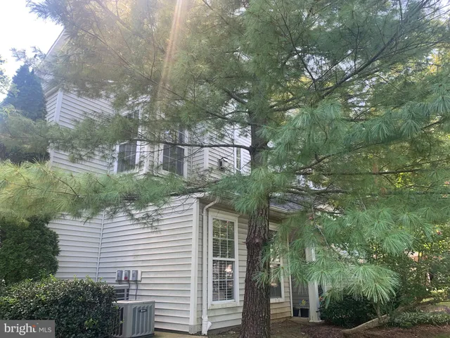 $2,600 | 13066 Marcey Creek Road, Unit 13066, Herndon, VA 20171